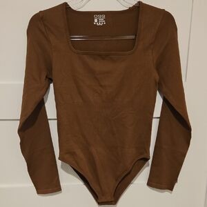OQQ Brown Long Sleeve Bodysuit Active